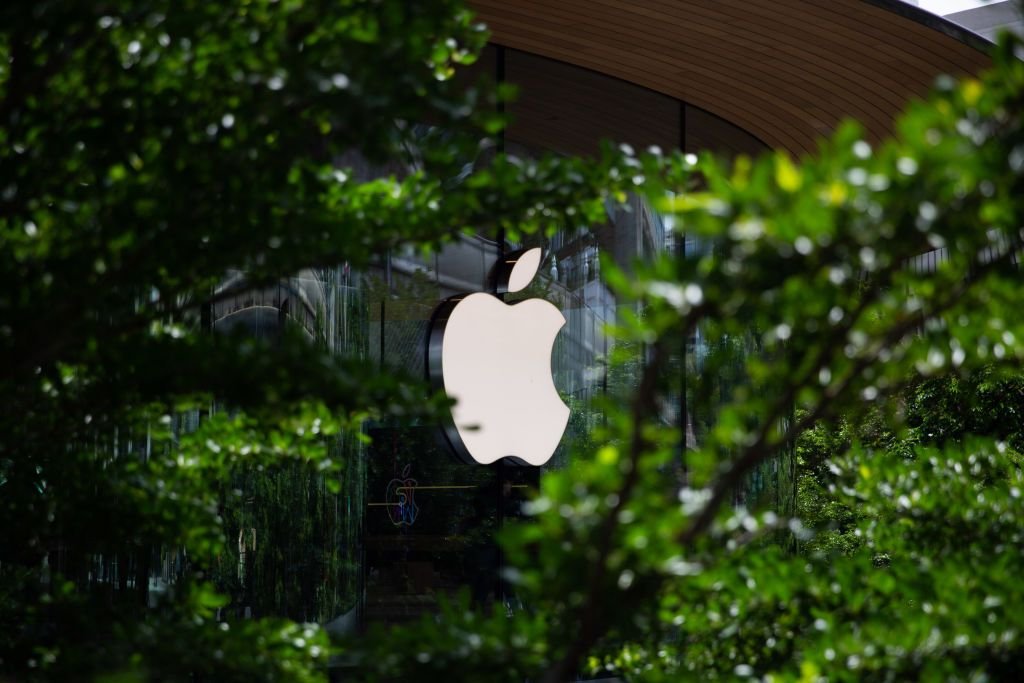 The man who built Apple’s stores doesn’t buy Silicon Valley’s bet on AI shopping The man who built Apple's stores doesn't buy Silicon Valley's bet on AI shopping