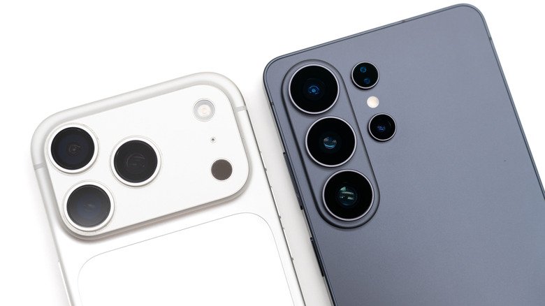 An iPhone next to the S26 Ultra.