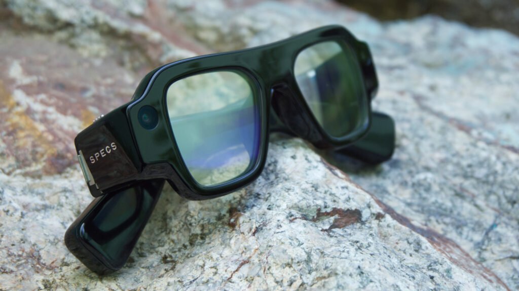 Snap Specs hands on: Standalone AR glasses are here